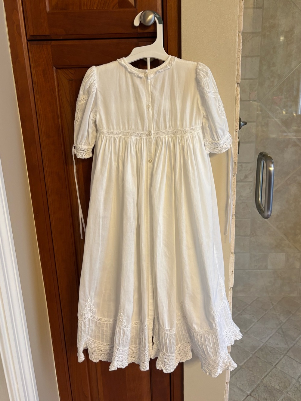 Christening gown - Picture 4 of 12